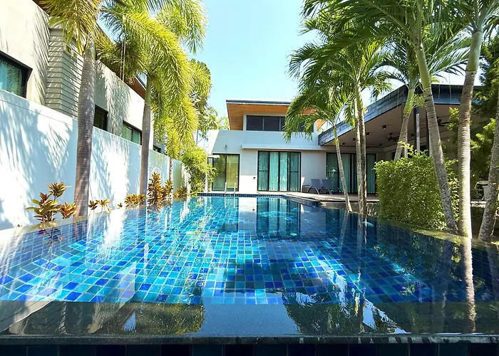 Baan Bua Luxury Villa