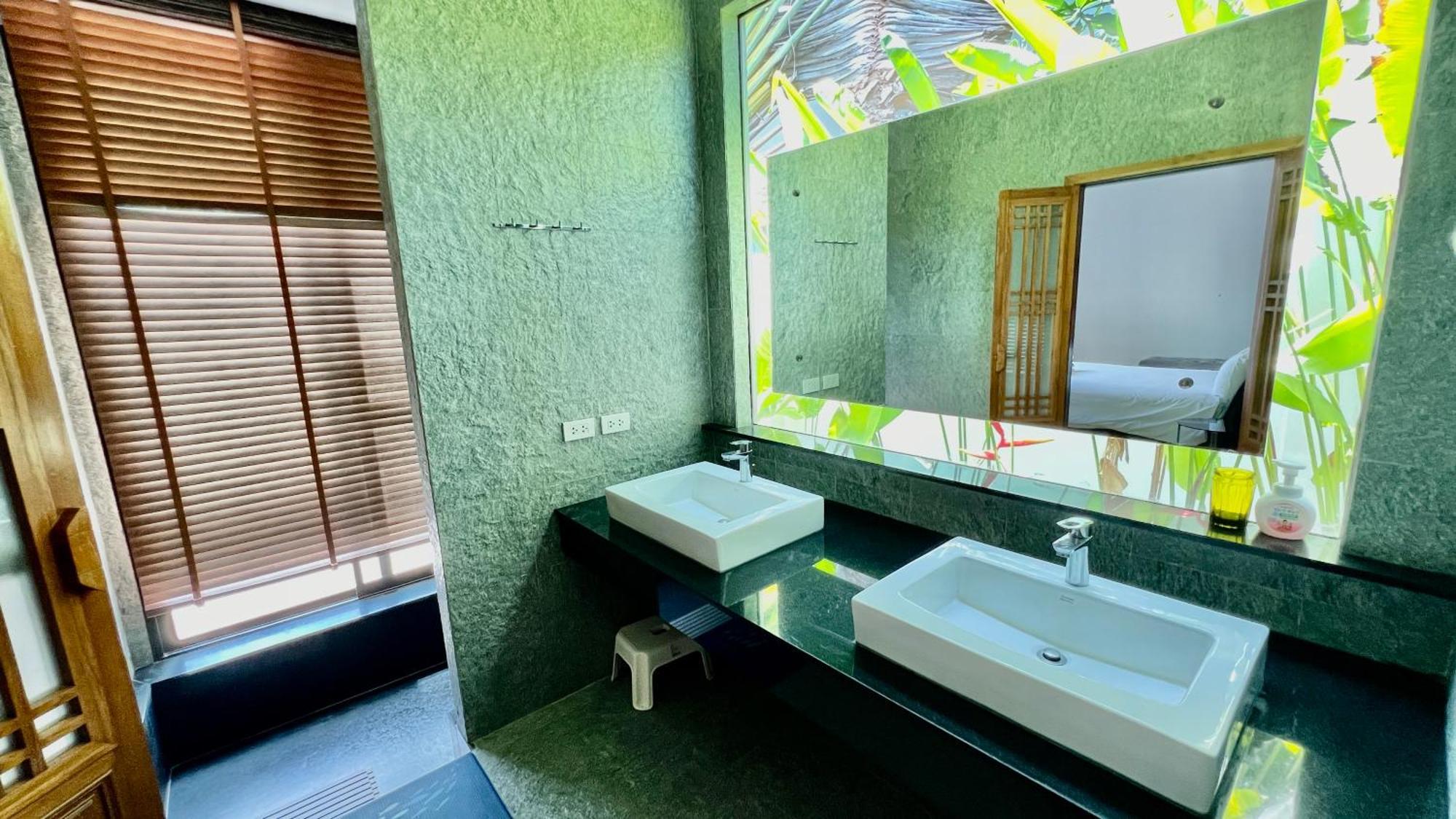 Baan Bua Luxury Villa *