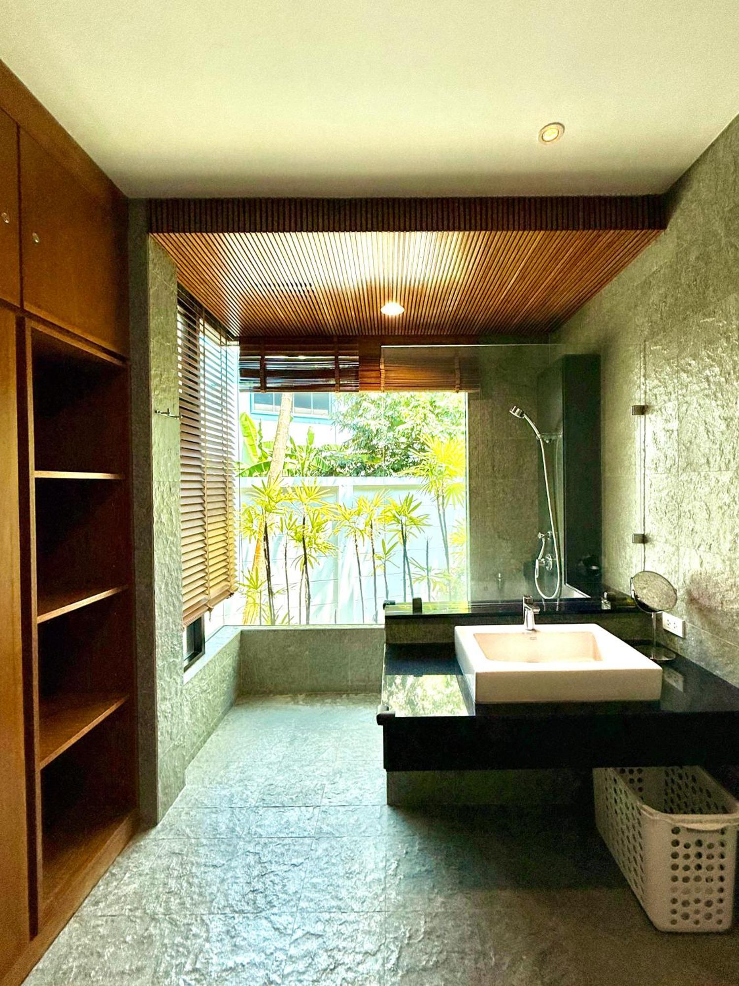 Villa Baan Bua Luxury *