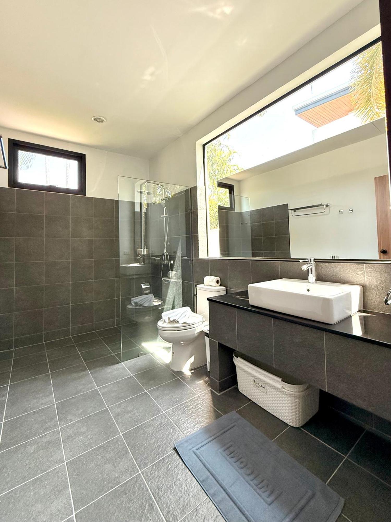 Baan Bua Luxury Villa Phuket